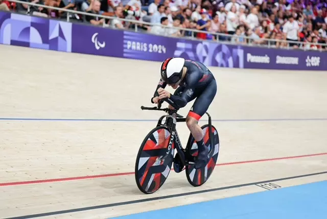 Matt robertson cyclist